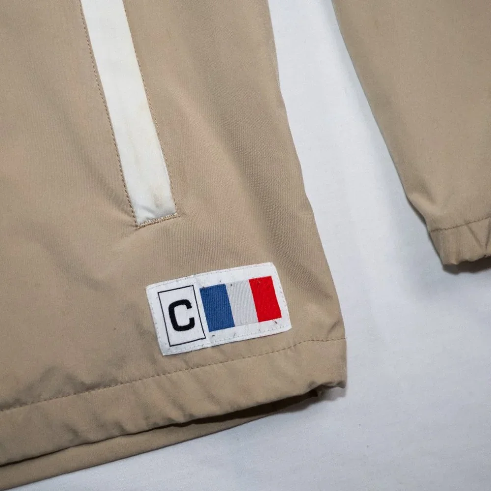 Beige Carre Windbreaker throw-over - Picture 2 of 8